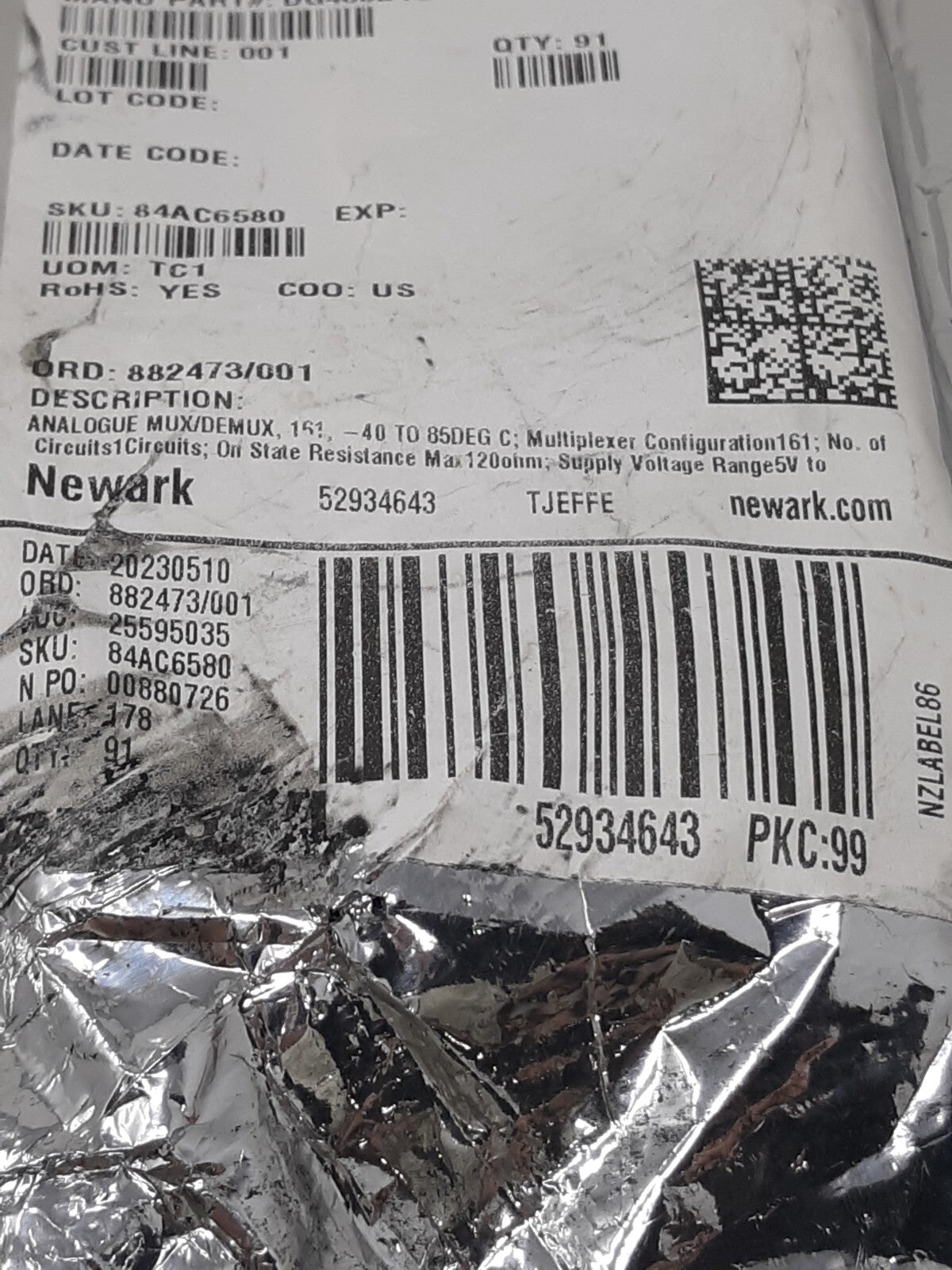RENESAS DG406DYZ-T Analouge Mux/Demux 91Pcs