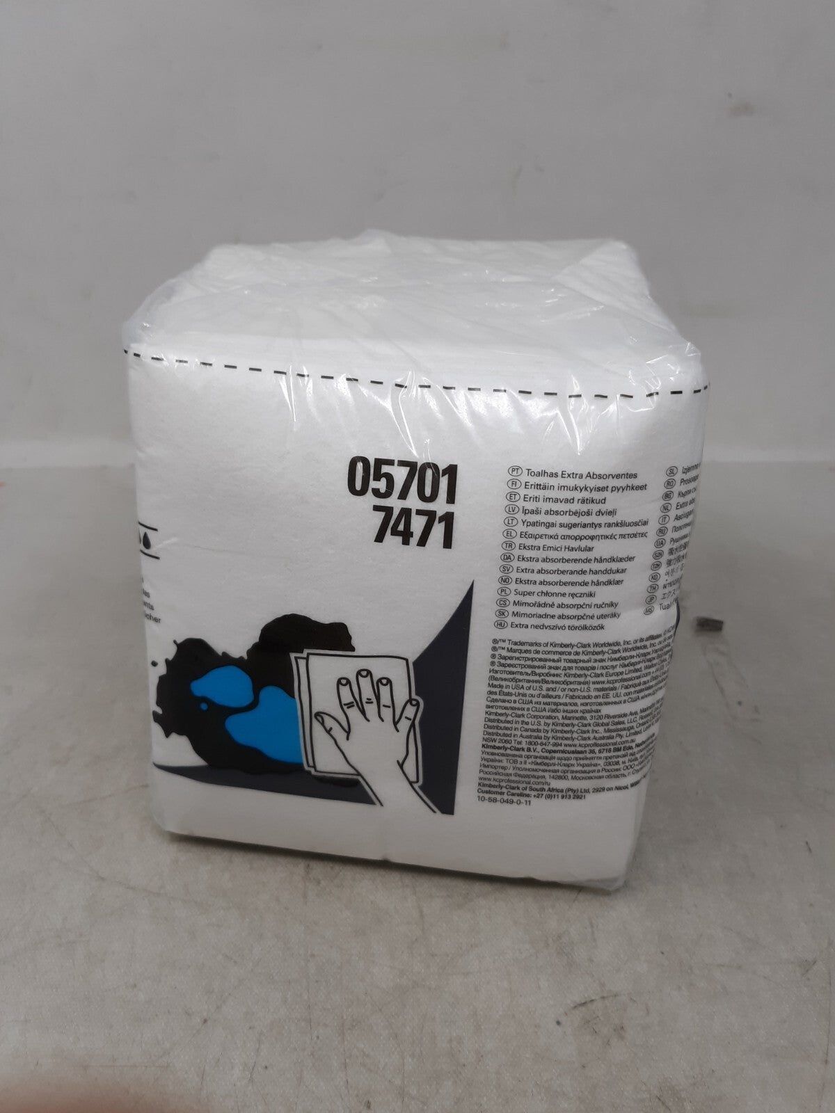 Kimberly-Clark 05701CT Cleaning Wipes - White