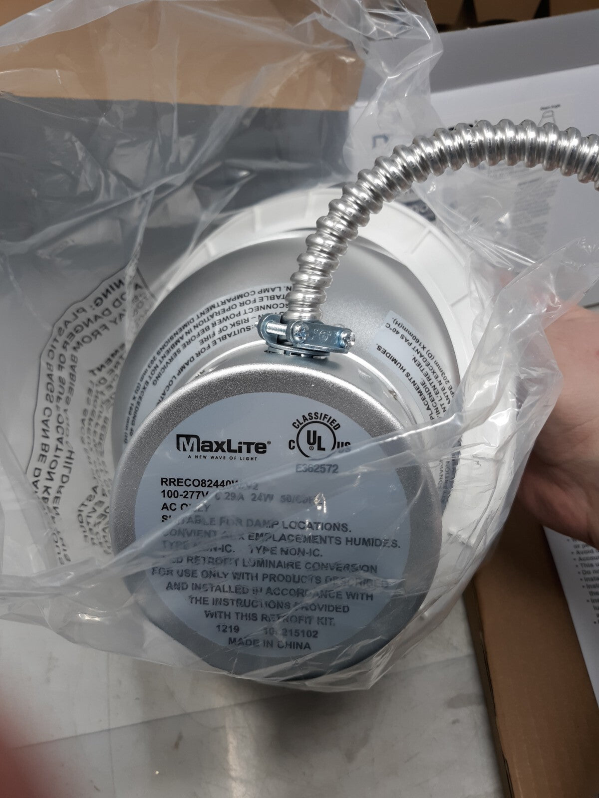 MaxLite 1408676 Commercial Fixture RRECO82440W/V2