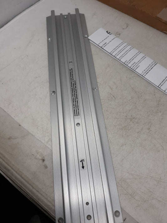 Seismic Poly Mount 19" / 48.3cm Channel Mounting Bracket Kit – Made in Taiwan
