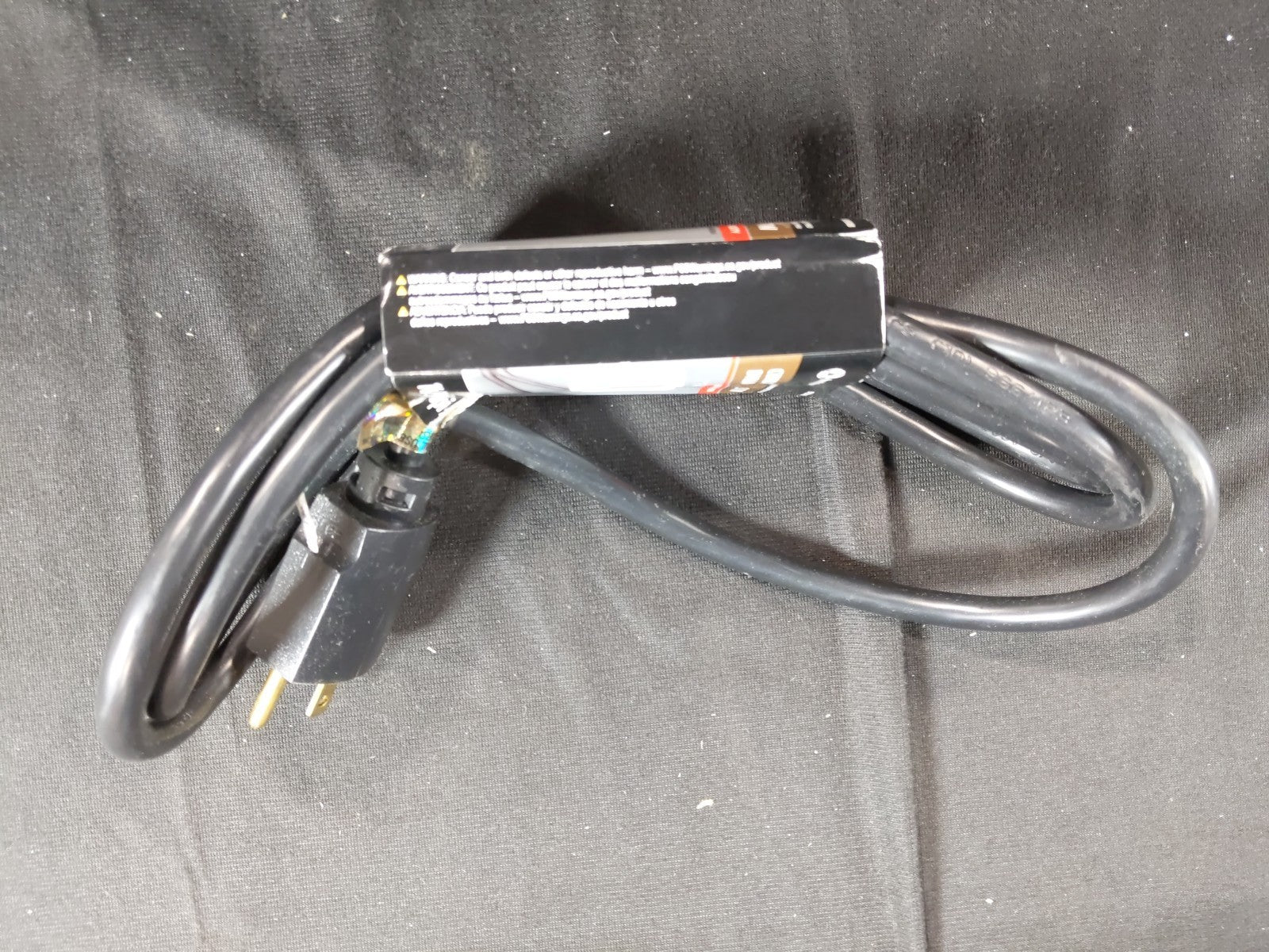 Southwire 14/3 Power Tool Replacement Cord - 6-Foot, Black 15 A 9716SW8808 SJTW