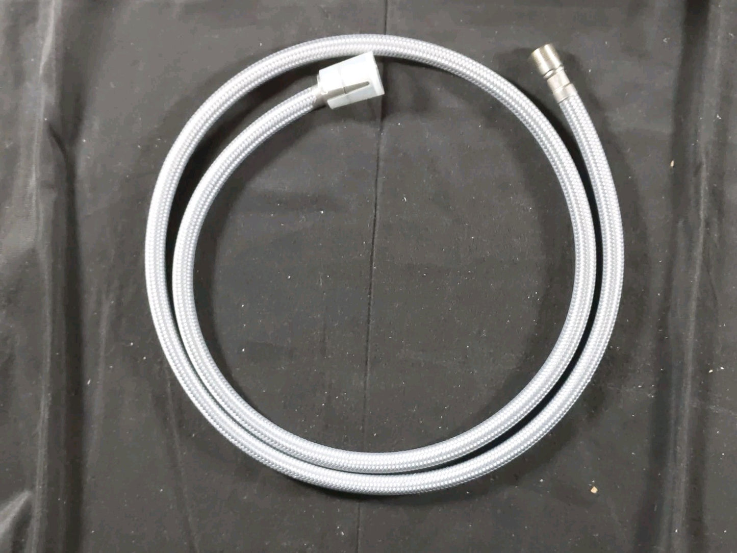 Rohl Modern Kitchen Handspray Hose for the R7520 Pulldown (R935535)