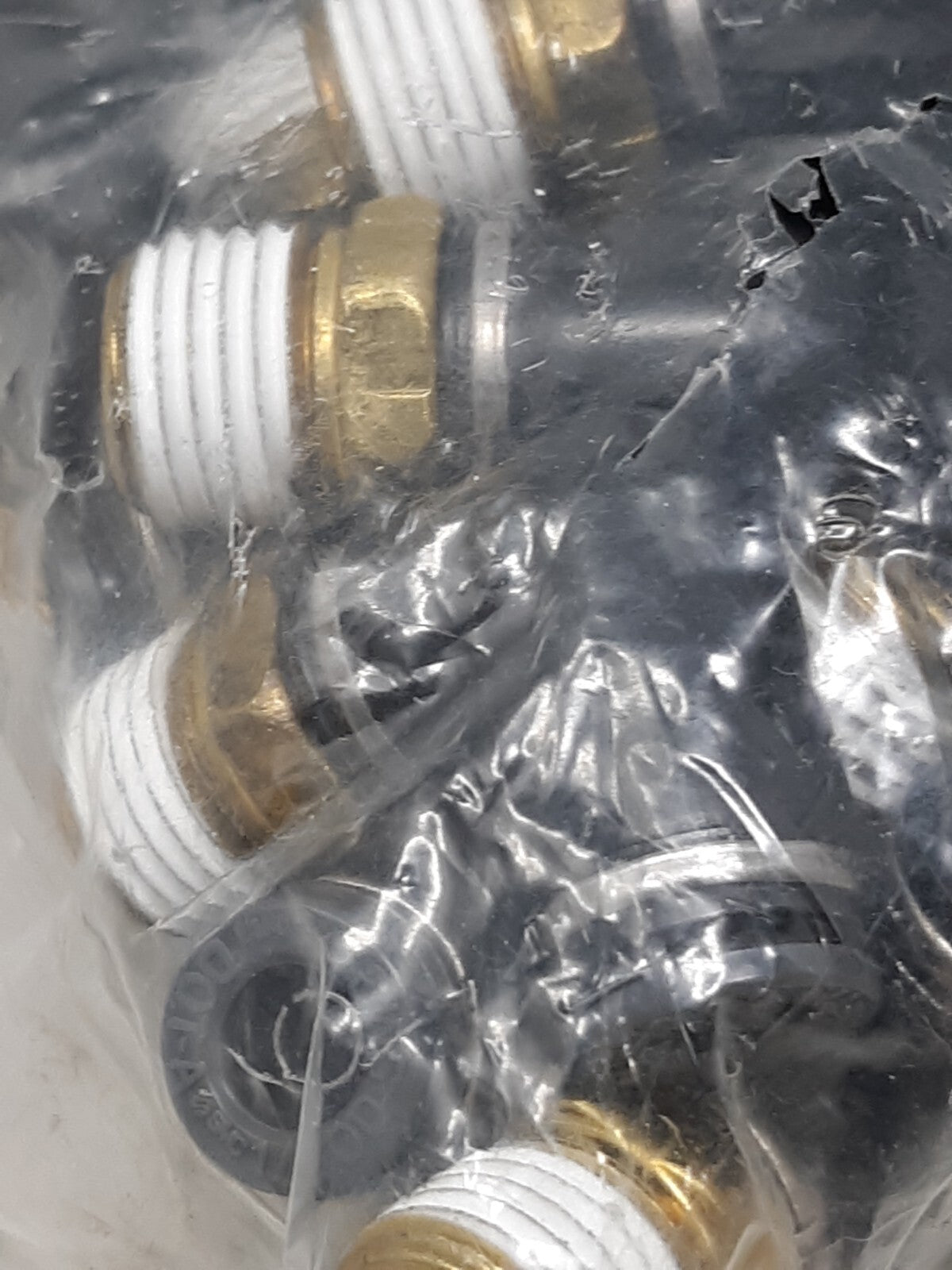 Lot of 80 SMC 1/2" OD X 1/4" NPT Push-In Elbow KV2L07