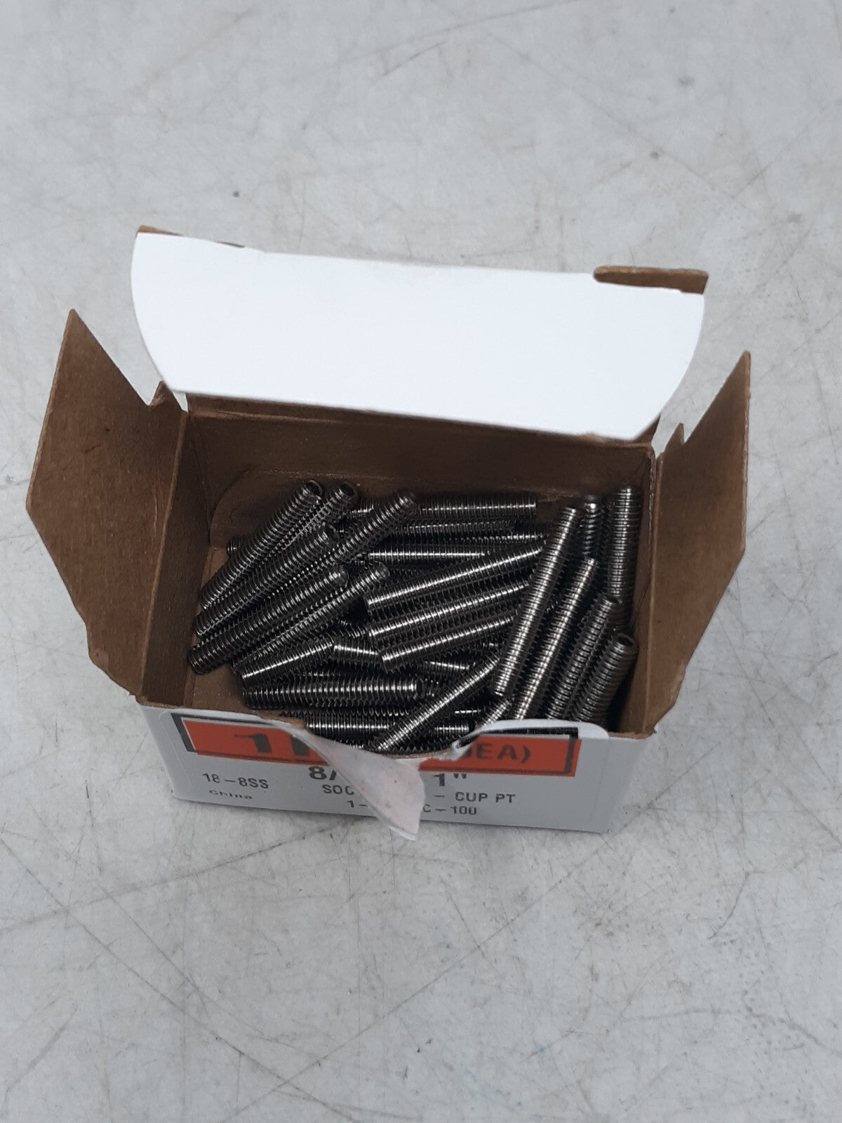 8/32 x 1" Socket Set Screws Cup Point 18-8 SS Hex Drive 100pc Lot 1-SC-8C-100
