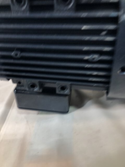 LEESON PREMIUM EFFICIENT IEC METRIC MOTOR  - For parts only