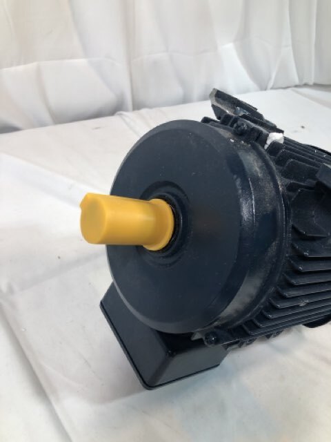 LEESON PREMIUM EFFICIENT IEC METRIC MOTOR  - For parts only