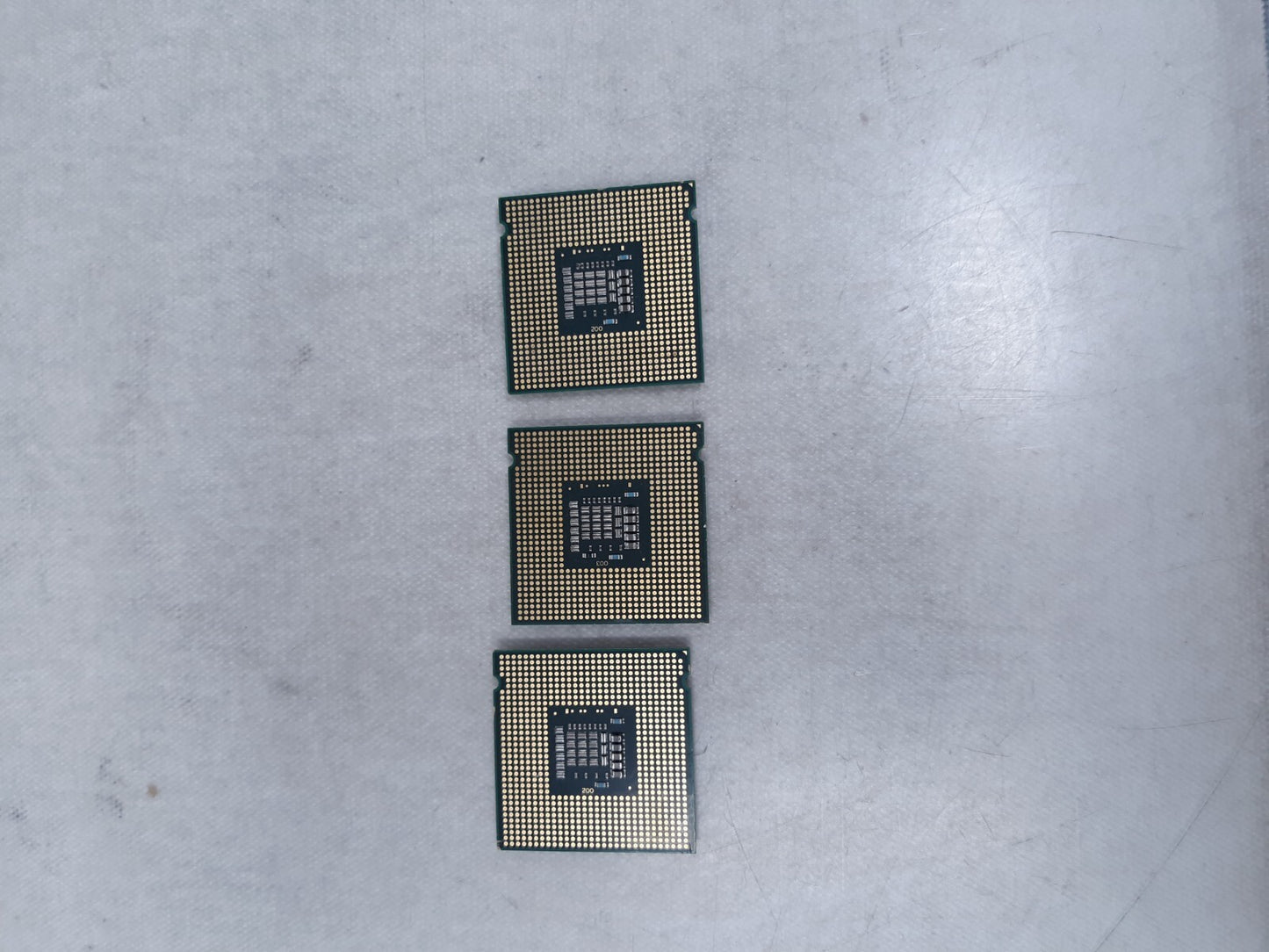 Intel Core 2 Duo E8400 - 3.00 GHz Dual-Core (SLB9J) Processor Lot of 3