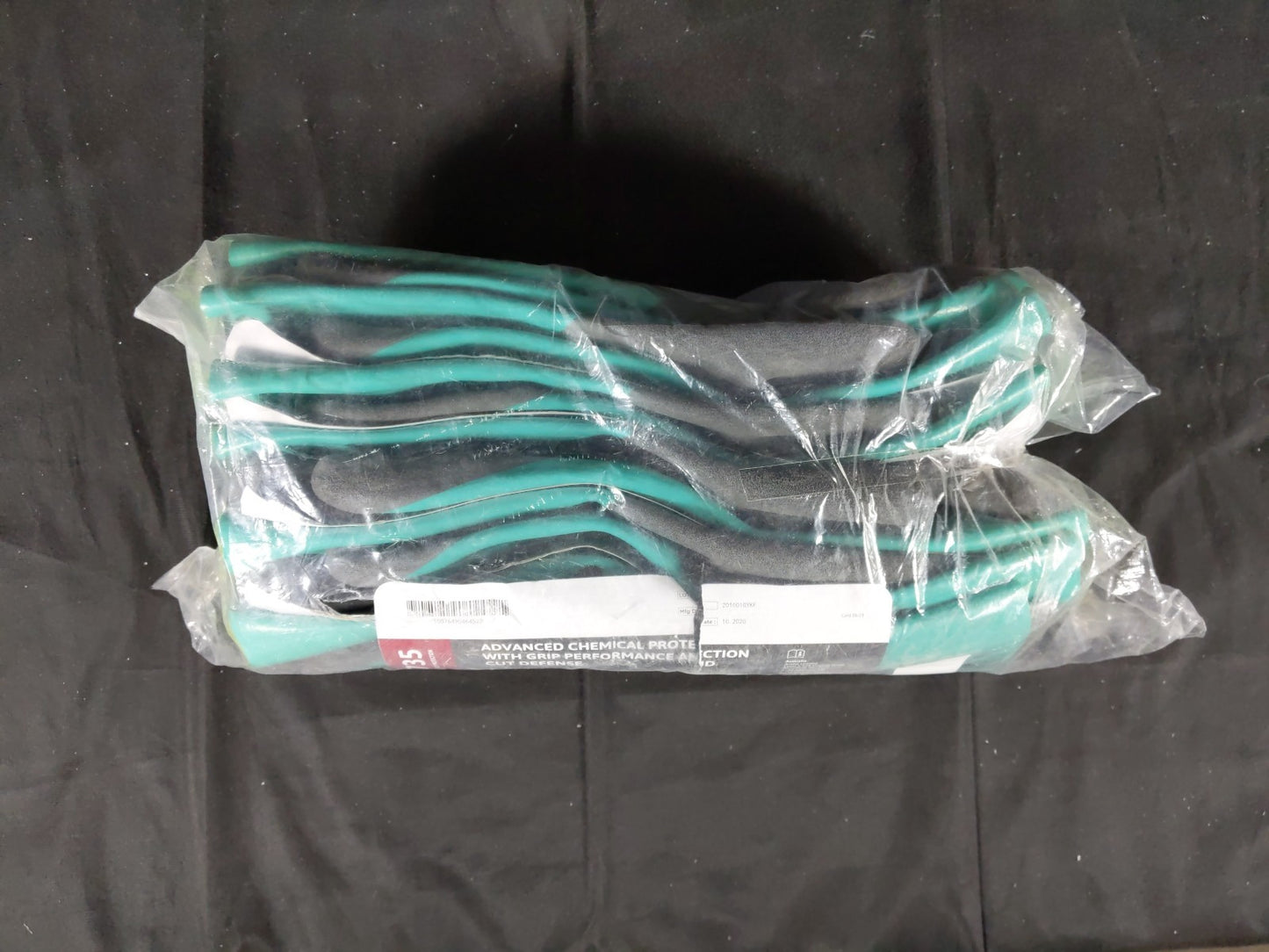 ANSELL 58-735 AlphaTec Chemical Resistant Cut Proof Work Gloves - Size 10 6 Pair