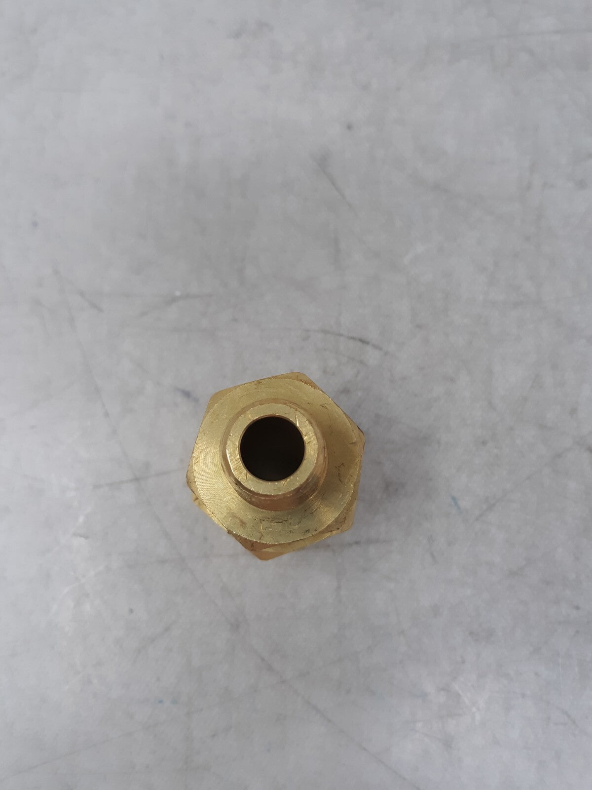 Brass DOT 1/2" Male NPT Connectors for 3/4" OD x 3/8" ID Rubber Air Brake Hose