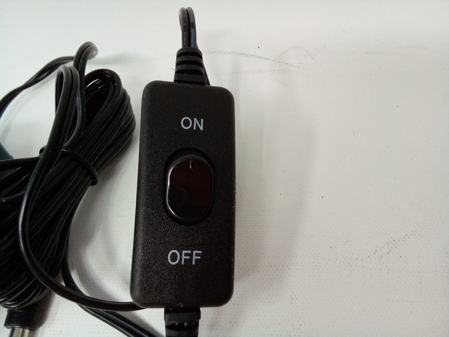 Switching Adapter with Switch FJ-SW1903000T Power Supply 100-240V~50/60Hz 0.6A