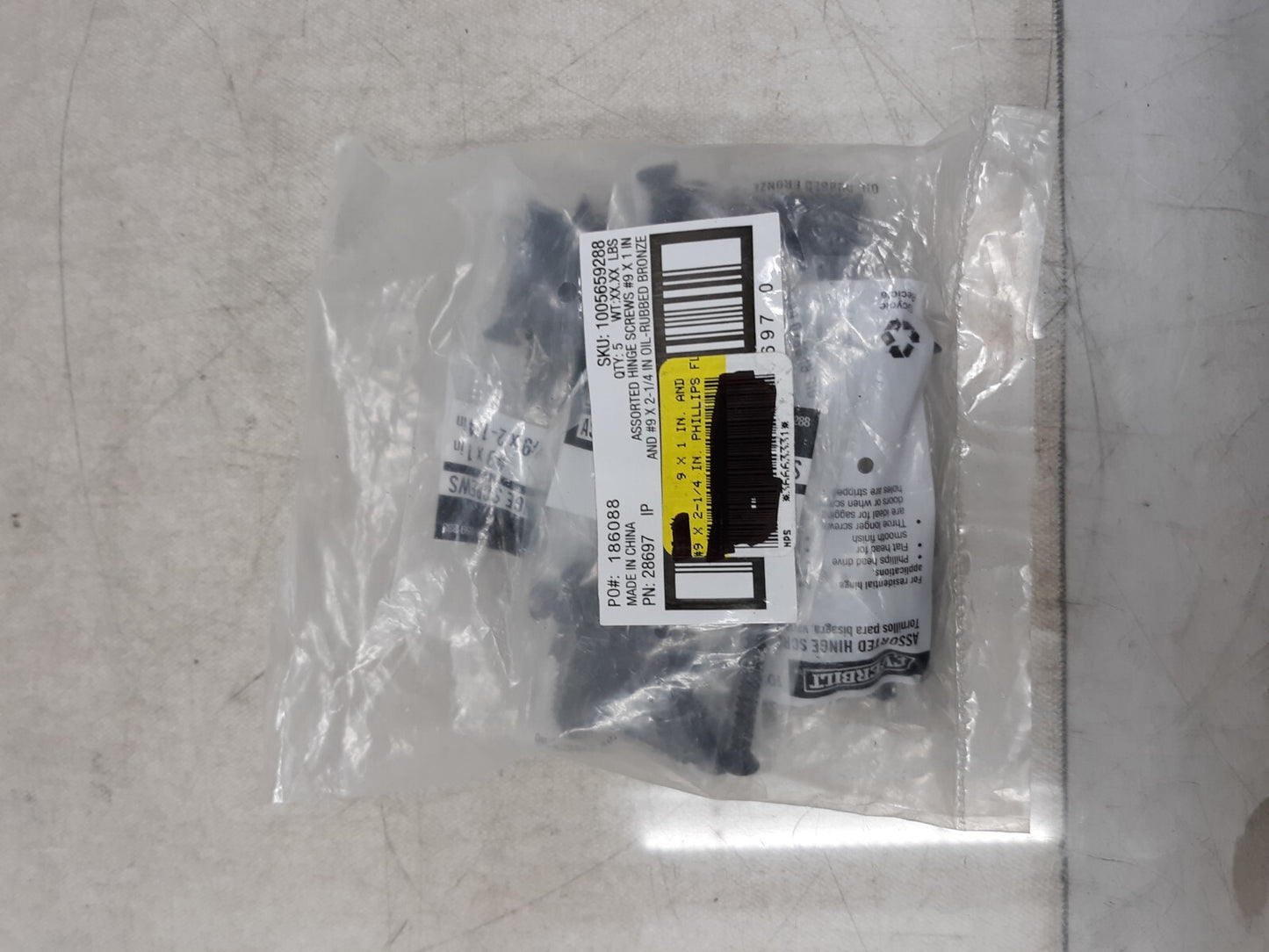 Lot of 5 #9 X 1 In. and #9 X 2-1/4 In. Phillips Flat-Head Bronze Hinge screws