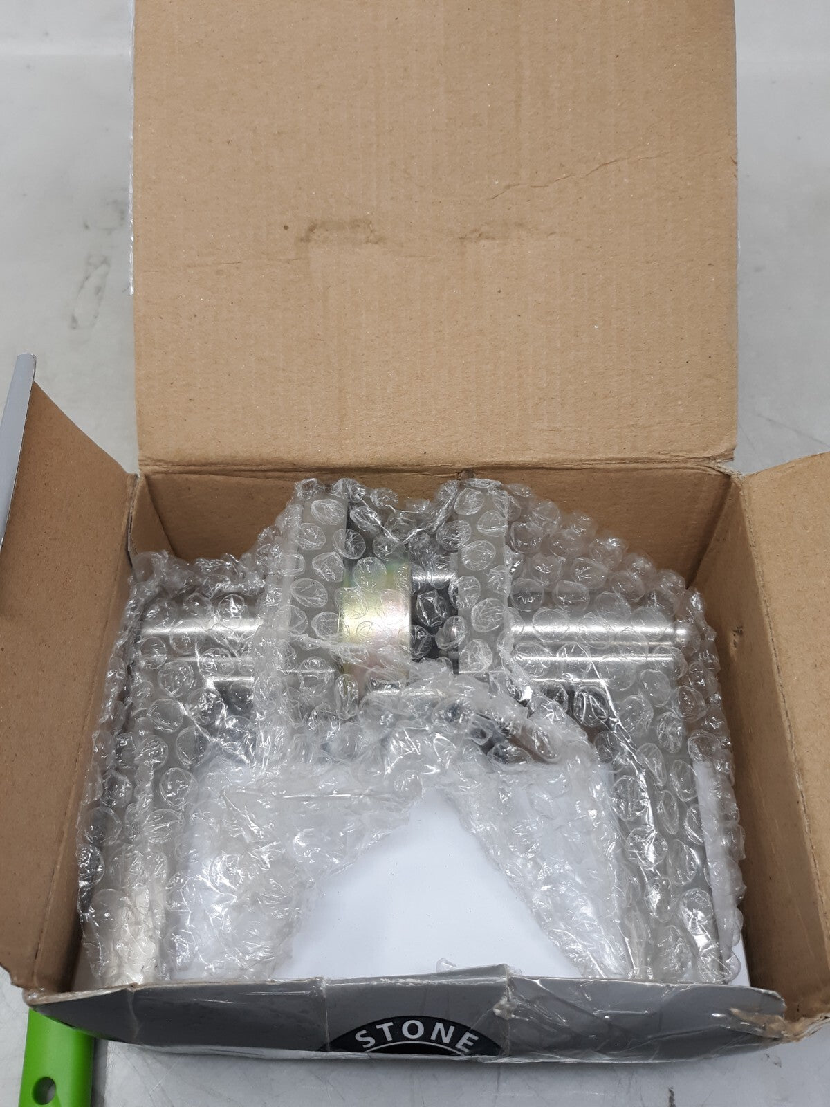 Vienna Door Lever with Square Rosette, Entry Latch, KW Keyway, Satin Nickel