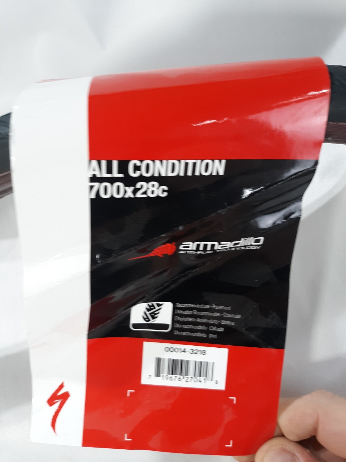 Specialized All Condition Armadillo Tire 700 x 28c, NEW, Black, Puncture Protect
