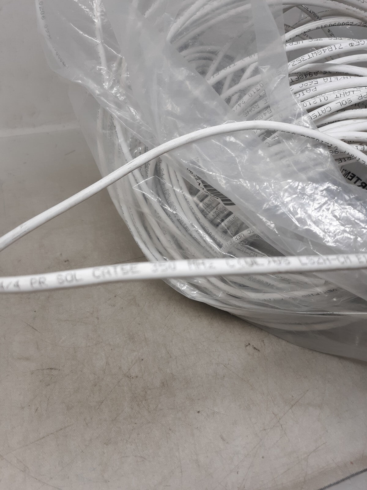 Paige 71B48WT35Z CAT 5e CMR UV 24/4pr Sol Ethernet Cable Spool 100ft White