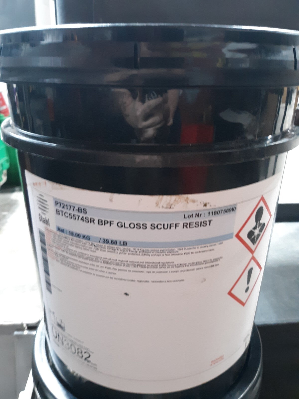 Stahl BTC5574SR BPF Gloss Scuff Resistant Coating 18kg / 39.68lb – P72177-BS