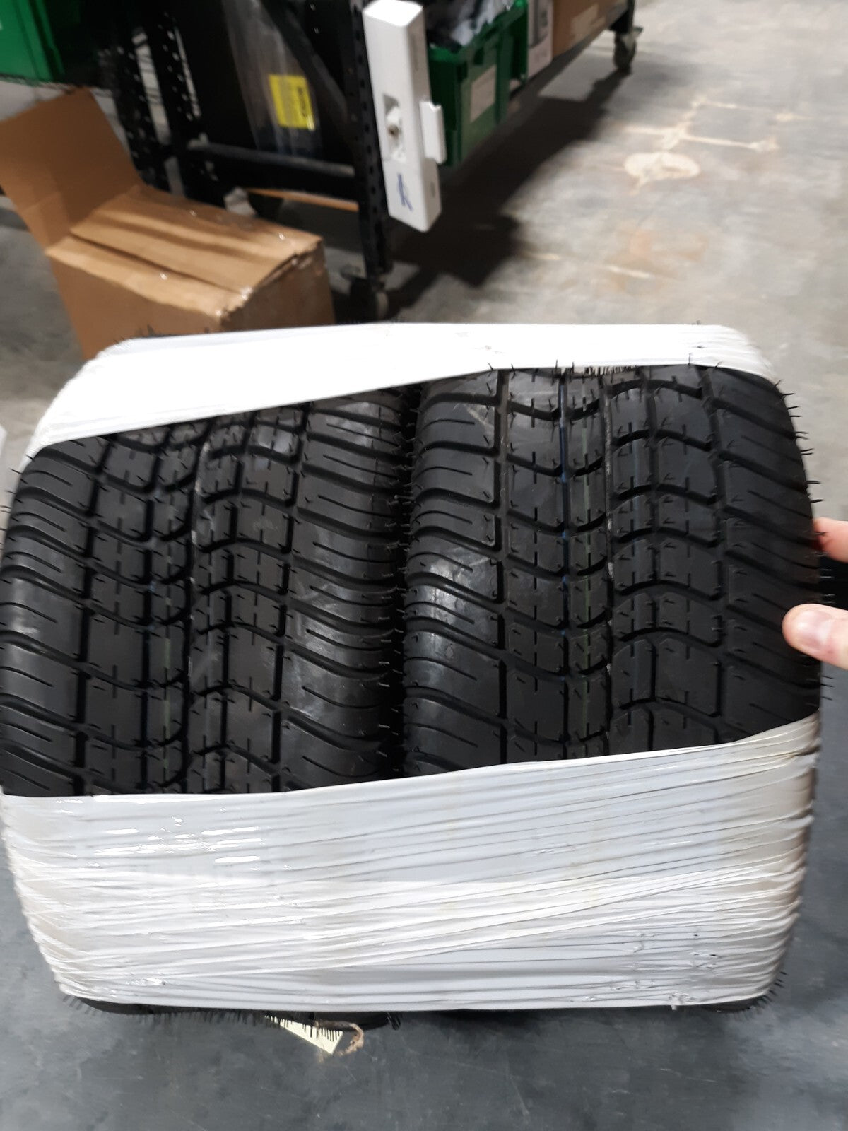 Set of 2 Turf Tires 20x10.00-10 4PR Lawn & Garden Tractor Tires - Tubeless