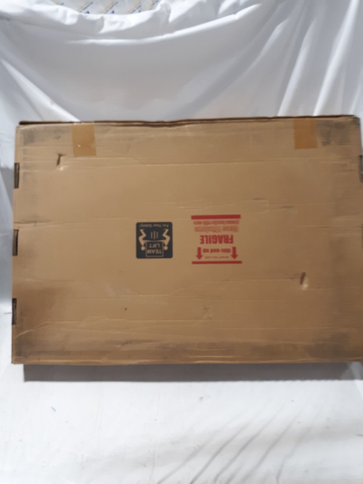 Vinyl Hopper Window VBHI3222B White 32"x22" Crank Handle Screen Included