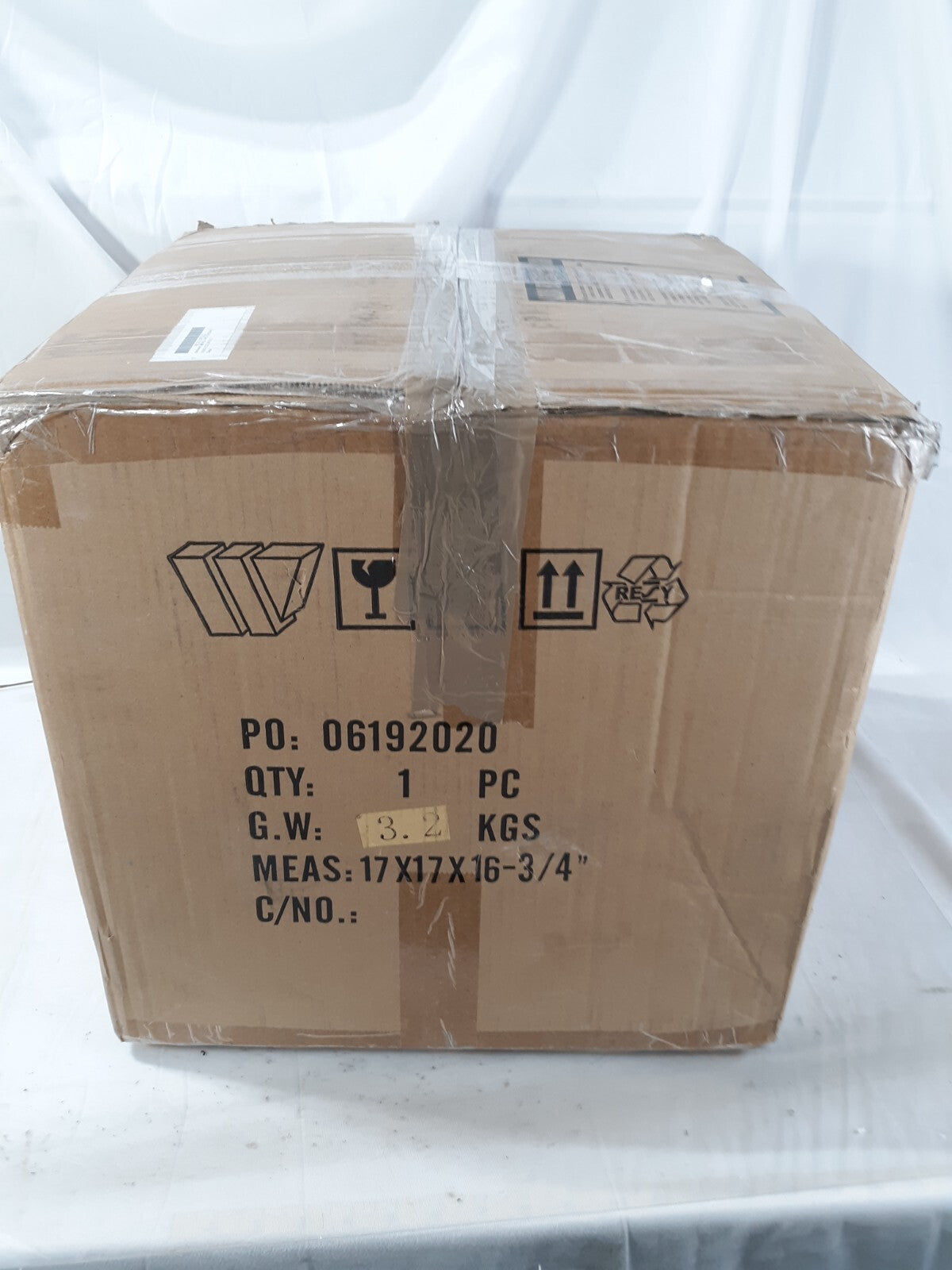 HSL Worldwide Lighting E80008-014 Light Gold Champagne Glass Pendant Light 60W