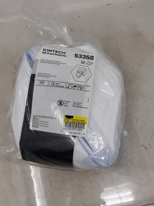 Kimtech 53358 Universal White Pouch Respirator (Pack of 50)