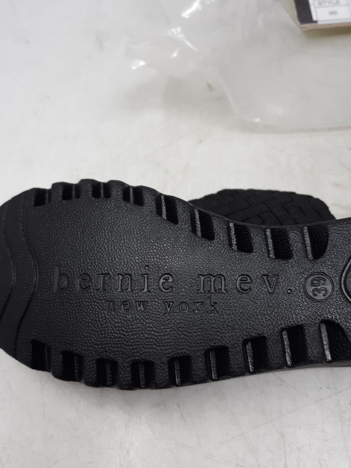 Bernie Mev Wedge Comfort Shoe Black Oasis SZ 39/8.5