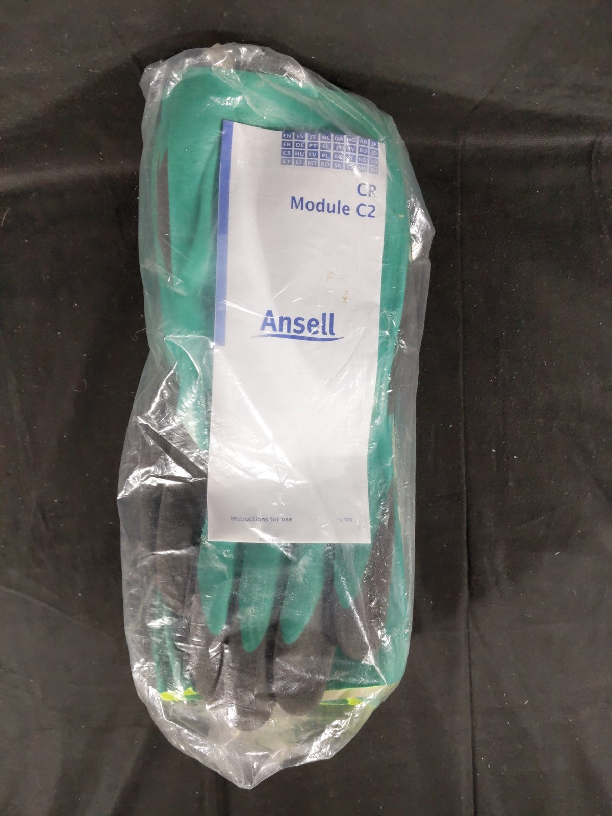 ANSELL 58-735 AlphaTec Chemical Resistant Cut Proof Work Gloves - Size 10 6 Pair