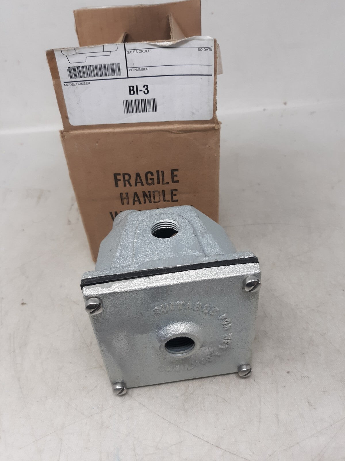 Philips BI3 Waterproof Cast Iron Junction Box with 4 1/2" NPT