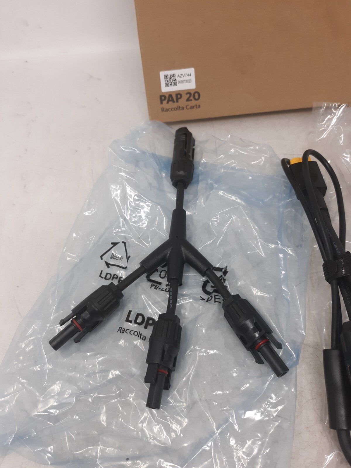 MC4 Solar Y Branch Connector Kit 1-to-3 Pair PV Extension Cable Splitter XT60 Ad