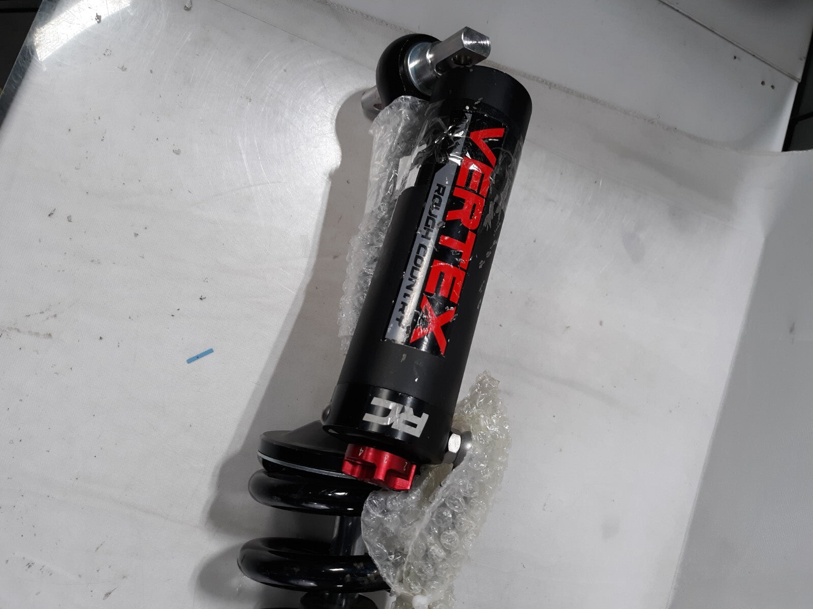 Rough Country Vertex 2.5 Adj. Coilover Front 6-7.5" SOC-13-96-740