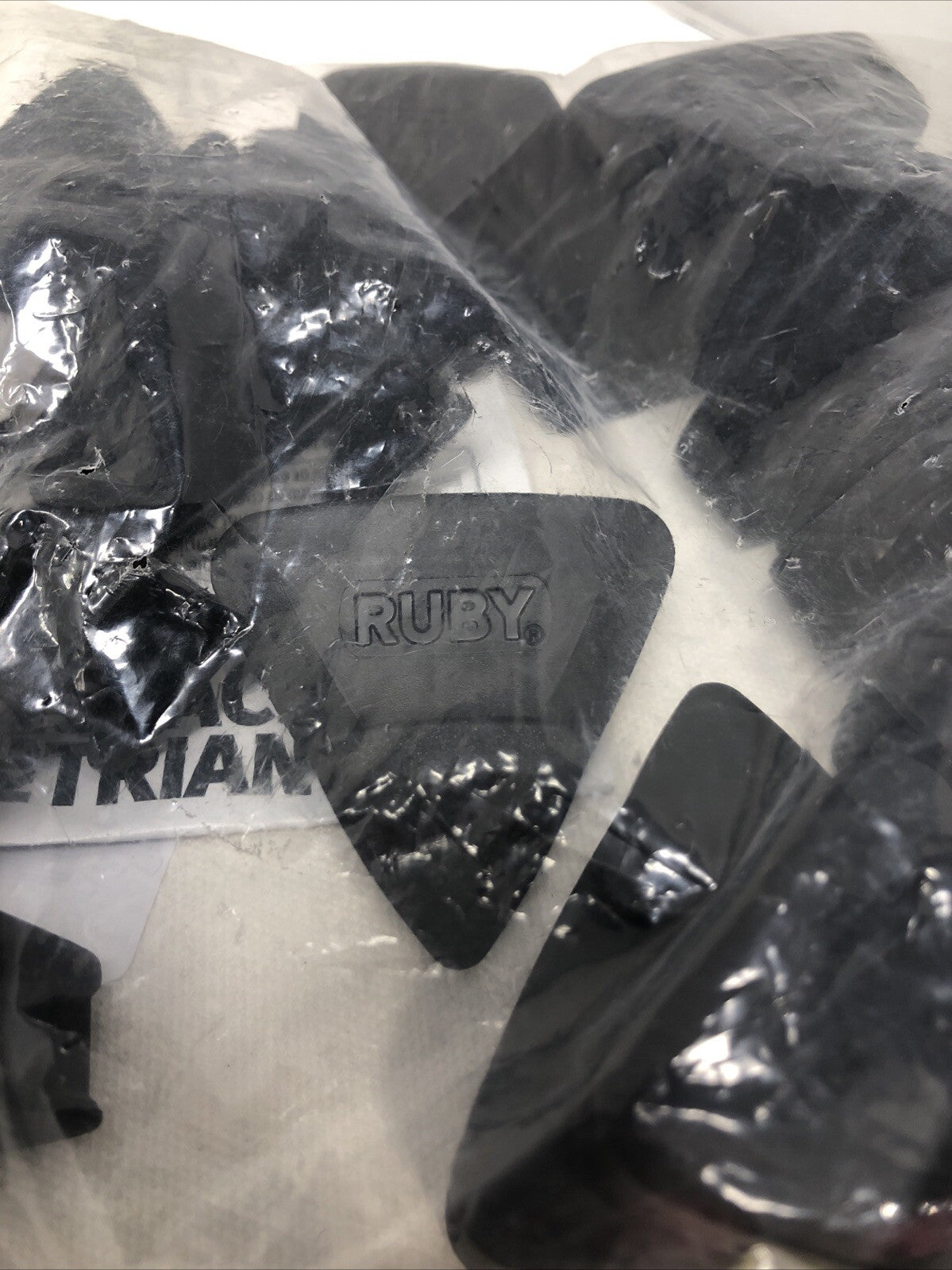 RUBY Space Triangles AS-SEEN-ON-TV, Creates Up to 3X More Closet Space 18 Pack