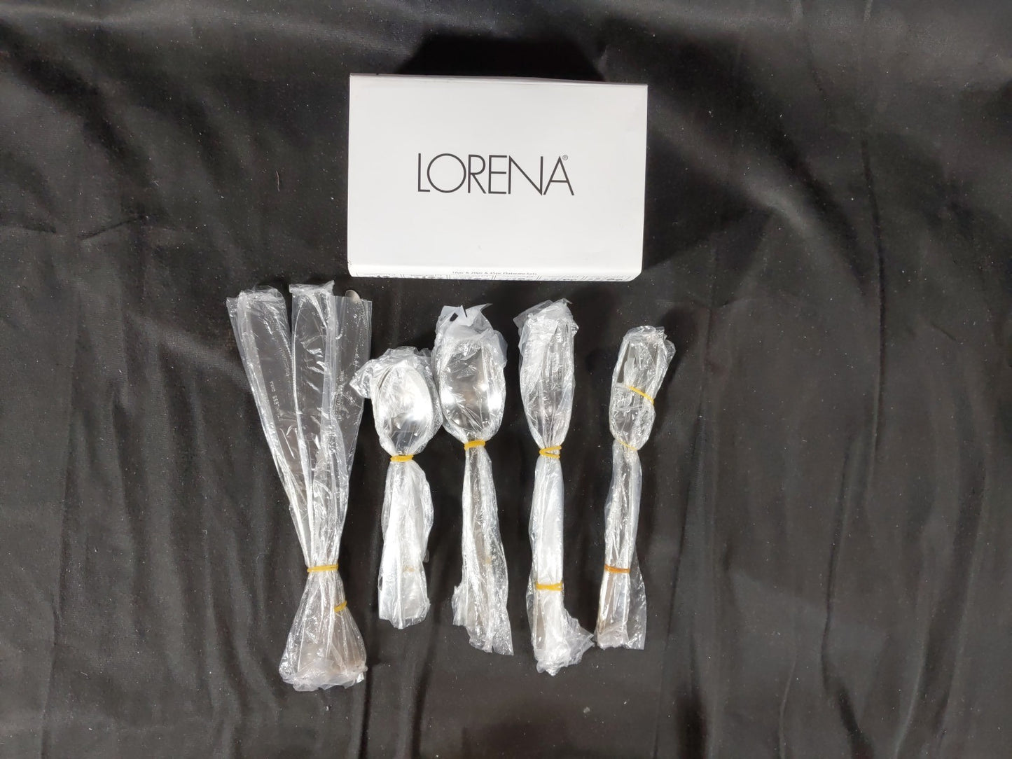 Lorena Flatware Set for 4, 20-Pieces Flatware Silverware Sets. 12880-A08