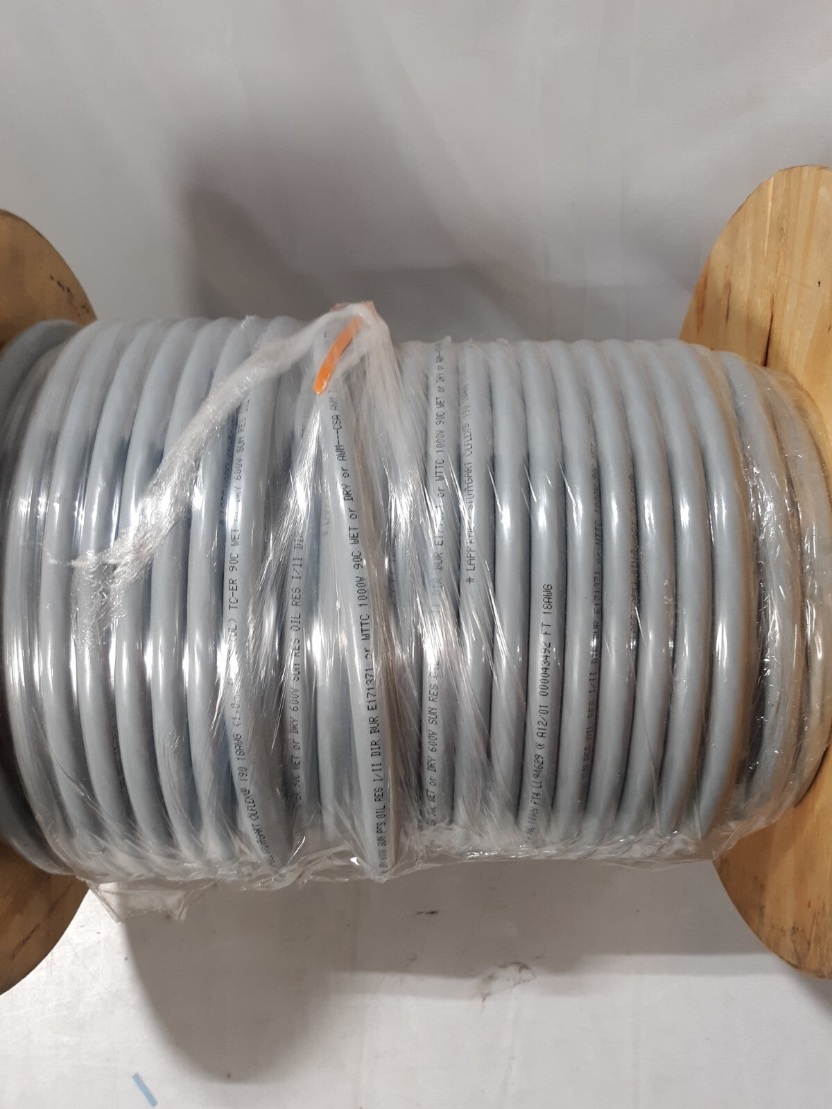 Lapp Group 601812 Cable, 12C, 18AWG, 19x30, BC, PVC ins, Gray PVC jkt, 100ft