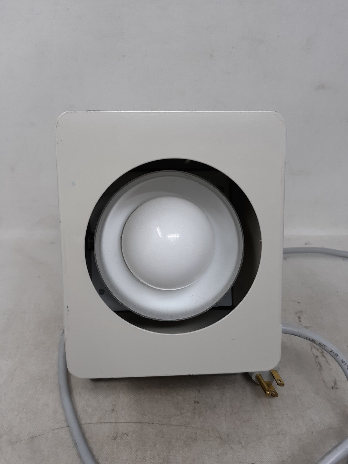 S & S X-Ray Film Illuminator w/ Foot Control Model 188 118V 60HZ