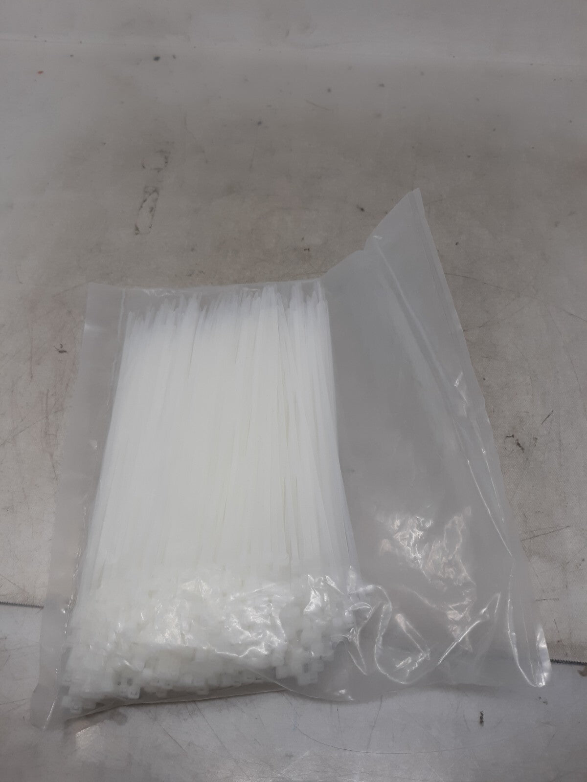 500 Pcs White Heavy Duty 12"x0.2" inch 50 lbs UV Nylon Outdoor Cable ZIP Ties