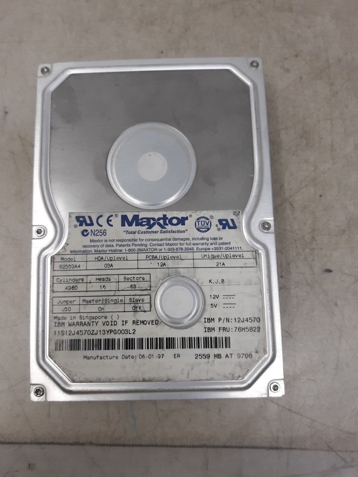 Maxtor 82559A4 2.5GB 3.5" IDE Hard Drive IBM FRU 76H5822