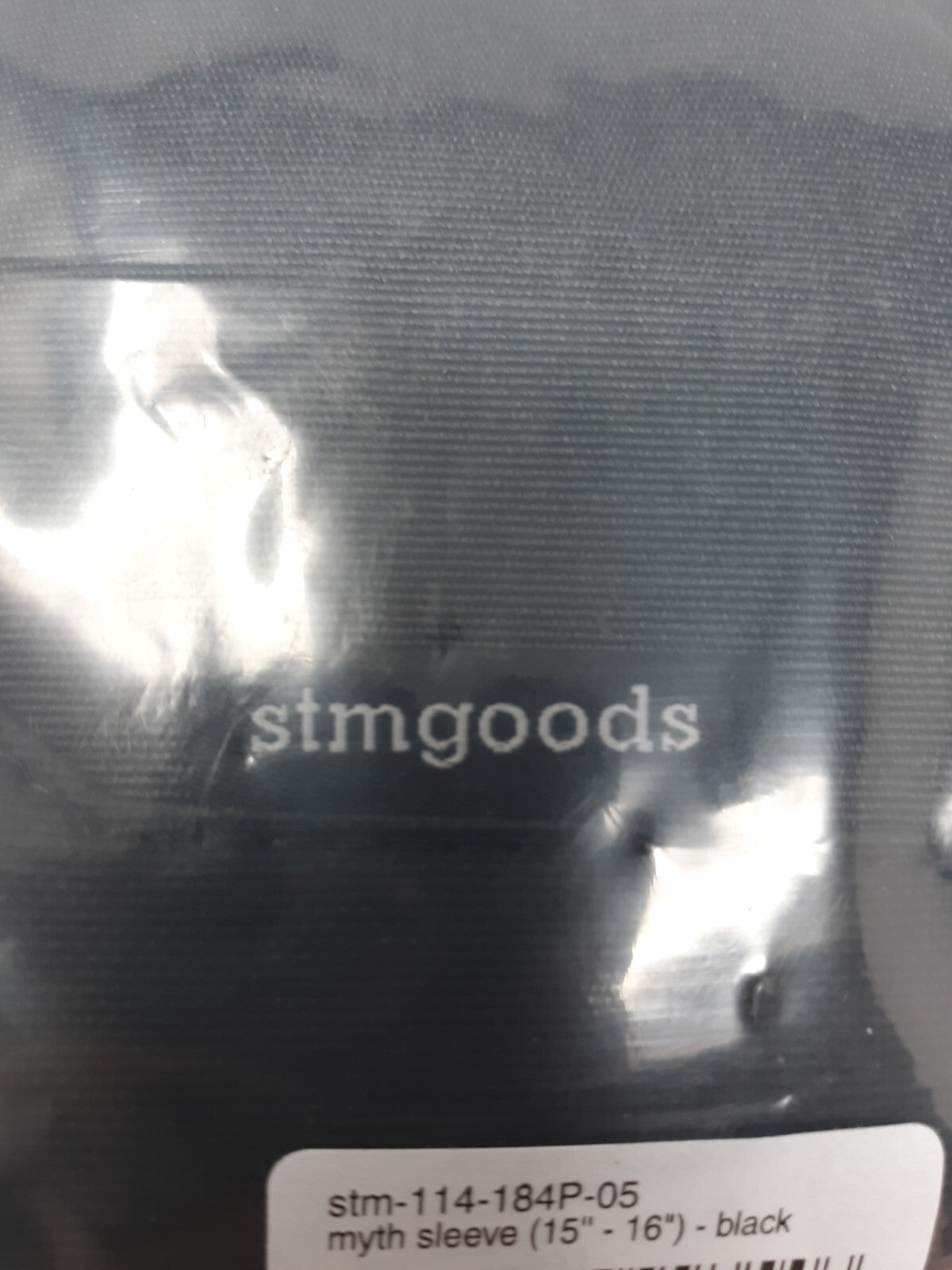STM Myth Laptop Sleeve for MacBook Air & Pro 15"-16" - Black