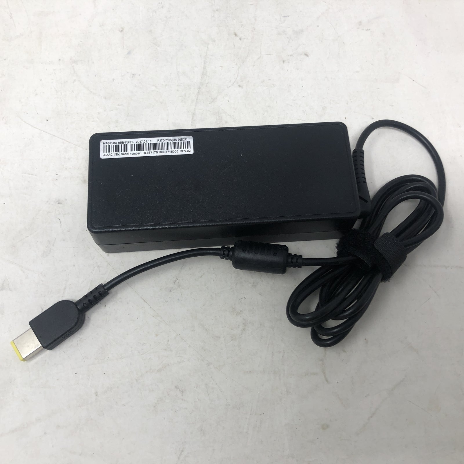 Lot of 2 Warranty Card AC Adapters - R37-7395