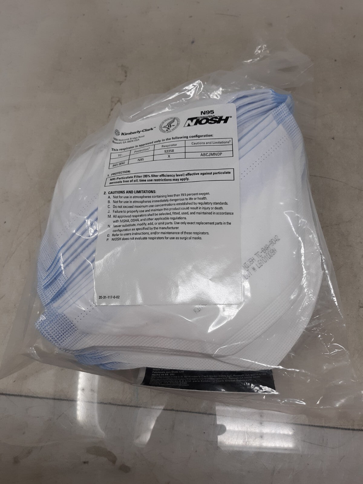 Kimtech 53358 Universal White Pouch Respirator (Pack of 50)