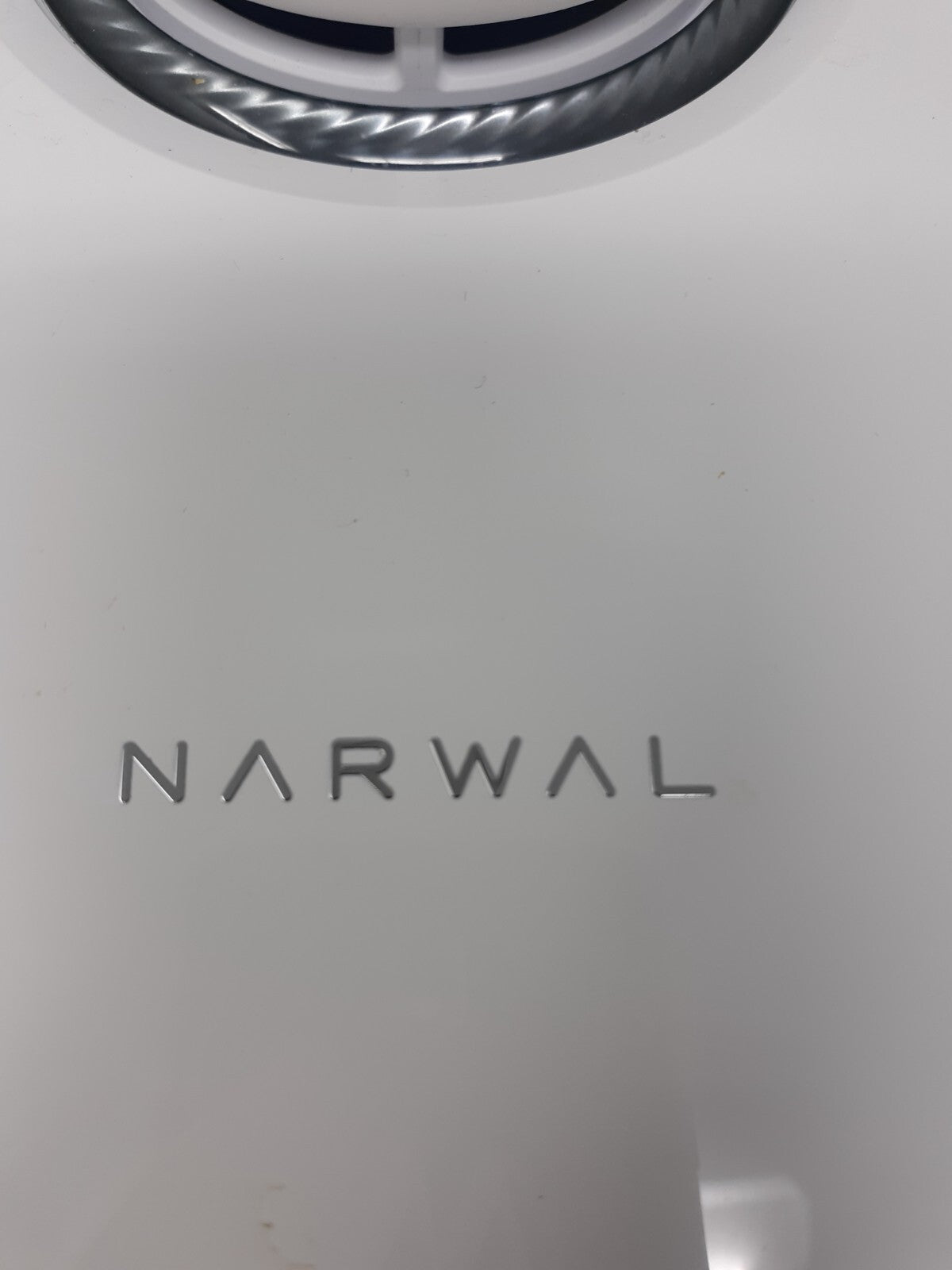 Narwal Freo YJCC012 Robot Vacuum & Mop Combo W/ Auto Mop Washing & Drying