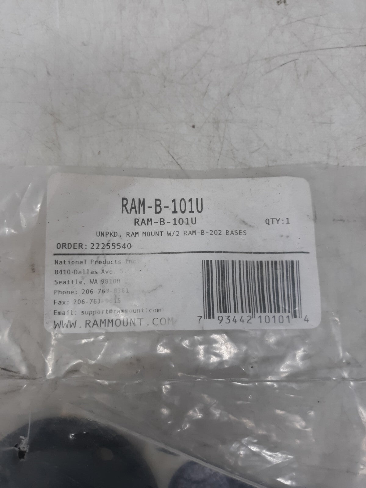 RAM Mount RAM-B-101U Double Ball Mount with 2 RAM-B-202 Bases