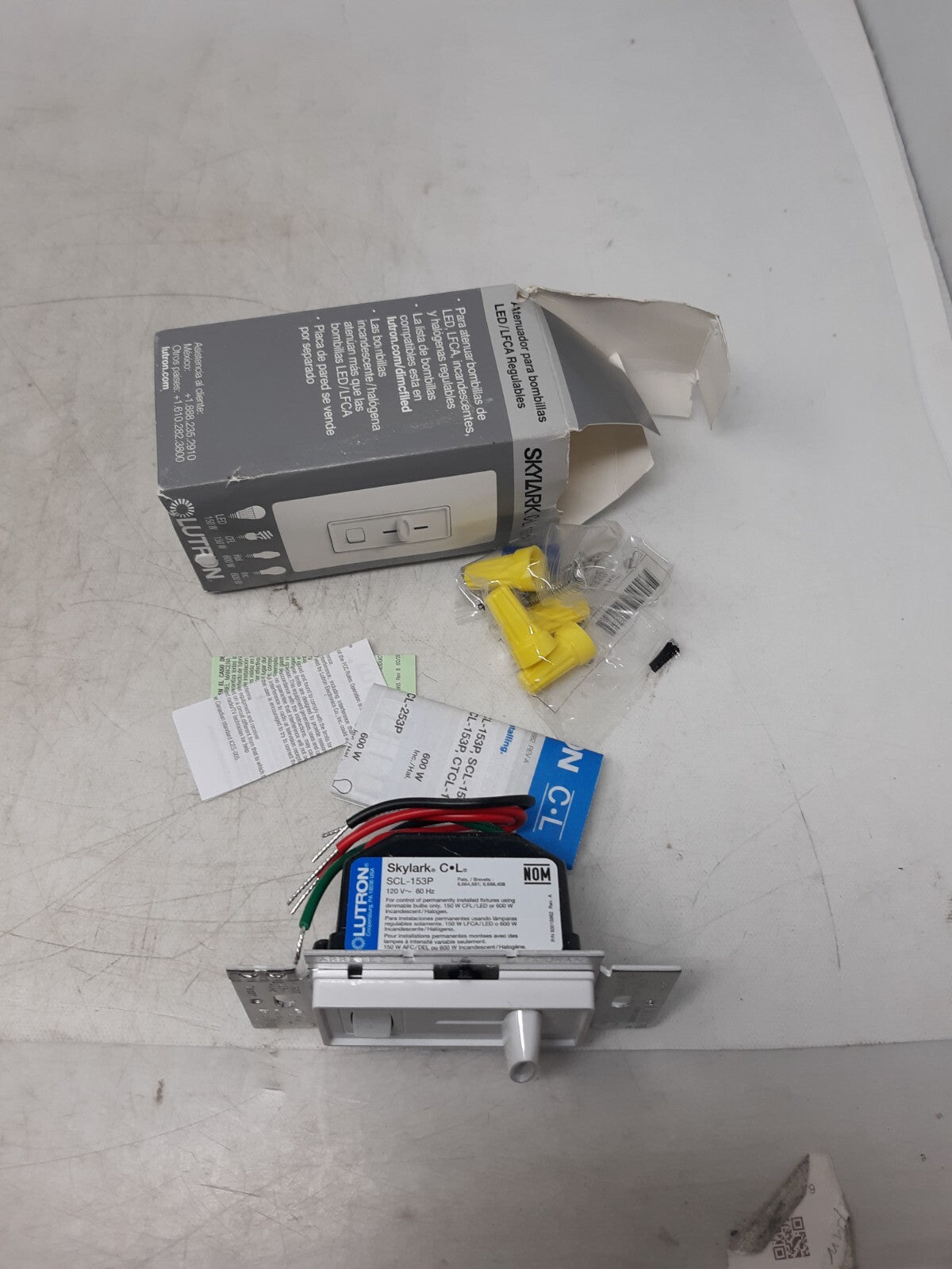 Lutron SCL-153P-WH Skylark C•L Dimmer Switch 150W LED/600W Incandescent