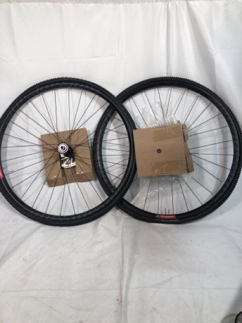 Niner Bike Wheels with Kendal Tires Set of 2