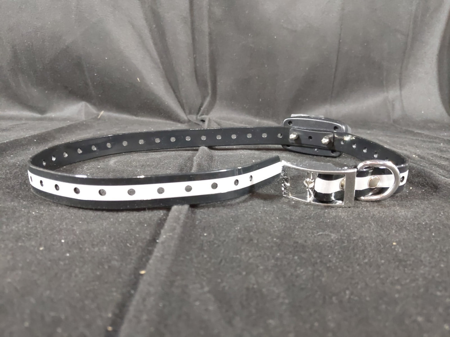 MASBRILL Electric Dog Fence Collar ONLY - Black, Size R - New - Open Box