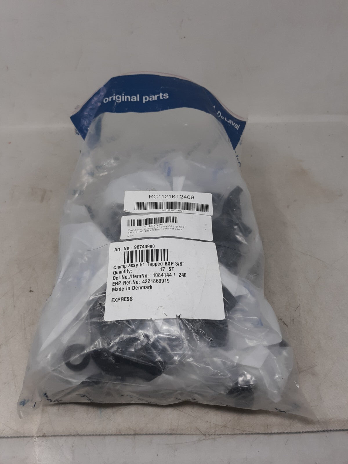 Lot of 17 DeLaval 3/8" Washing Unit Pipe Clamp Assembly 51 Tapped