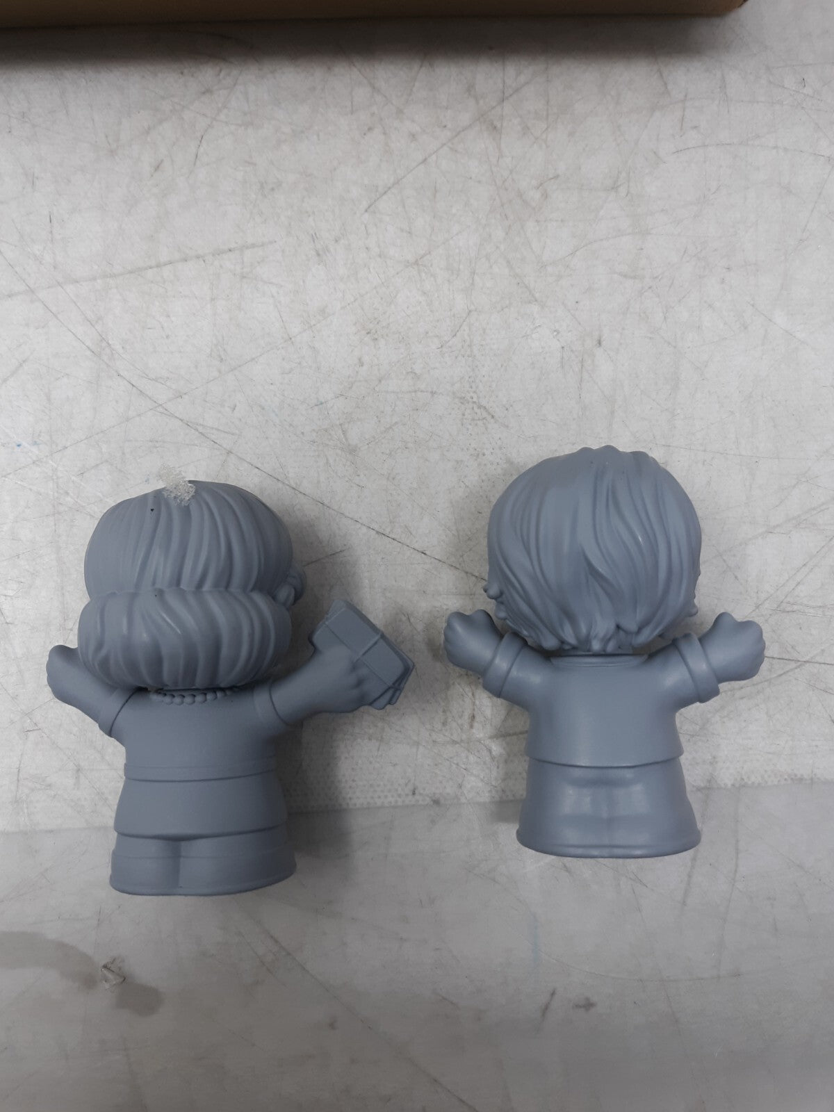 Unpainted Resin Miniature Figurine Set – Male & Female Characters HPH04 for Tabl