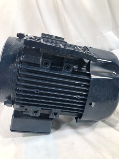 LEESON PREMIUM EFFICIENT IEC METRIC MOTOR  - For parts only