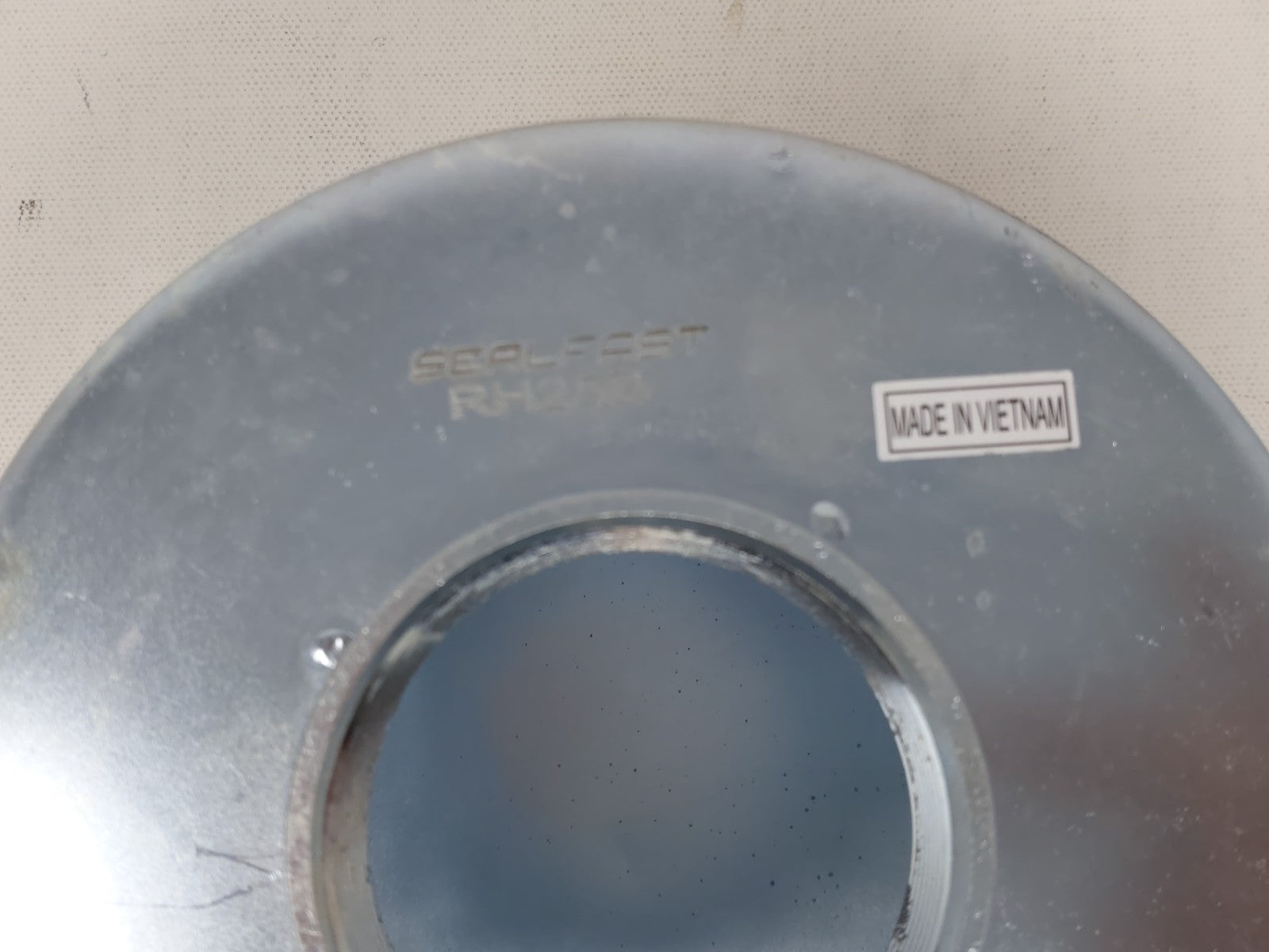 SealFast Strainer Round Hole 2" Female Suction Hose Strainer Round Handle RH25B