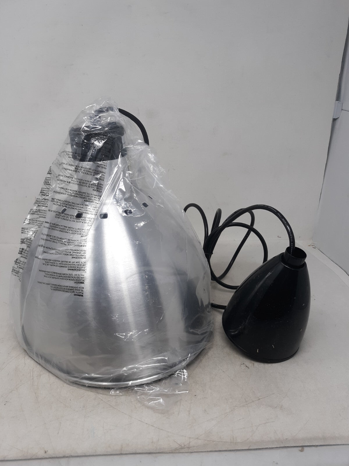 ServIt 423HLS85BK Retractable Cord Ceiling Mount Heat Lamp Chrome
