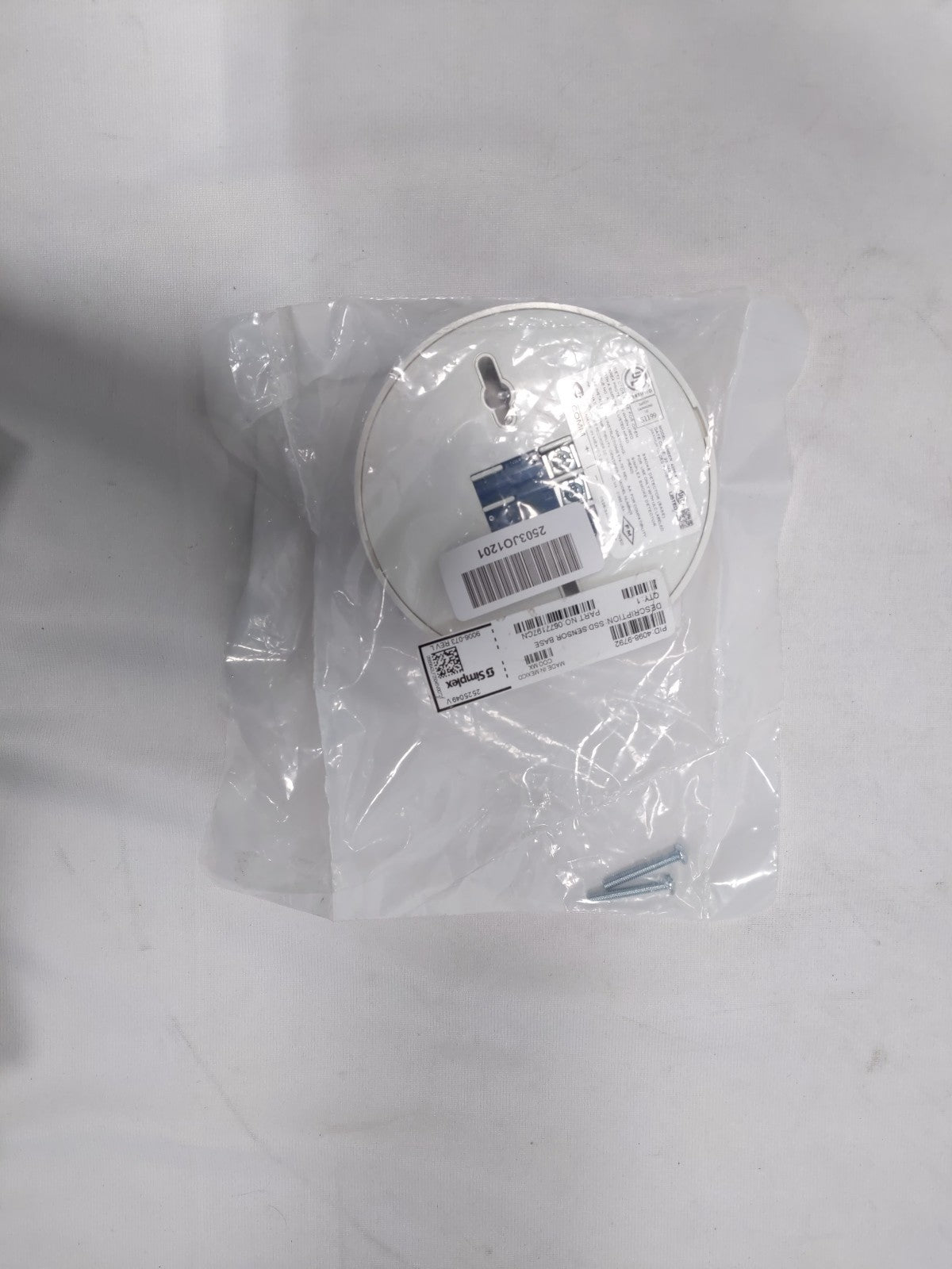 Simplex 4098-9792 /  0677197CN SSD Sensor Base - White- 1 pc