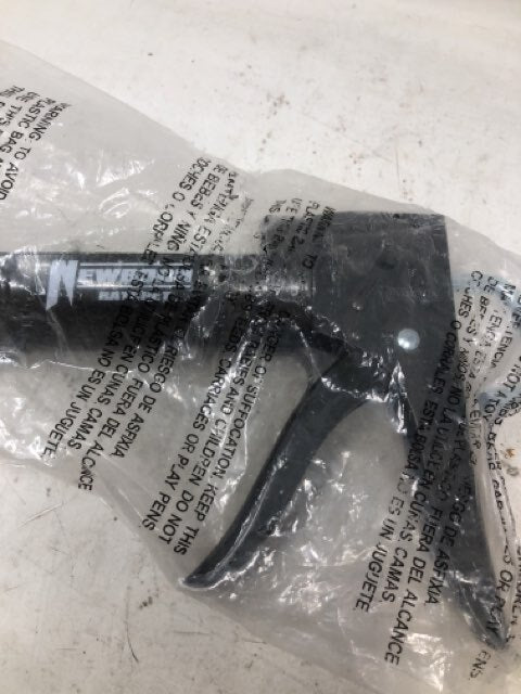 Newborn Brothers 188 1/10 Ratchet Rod Caulk Gun