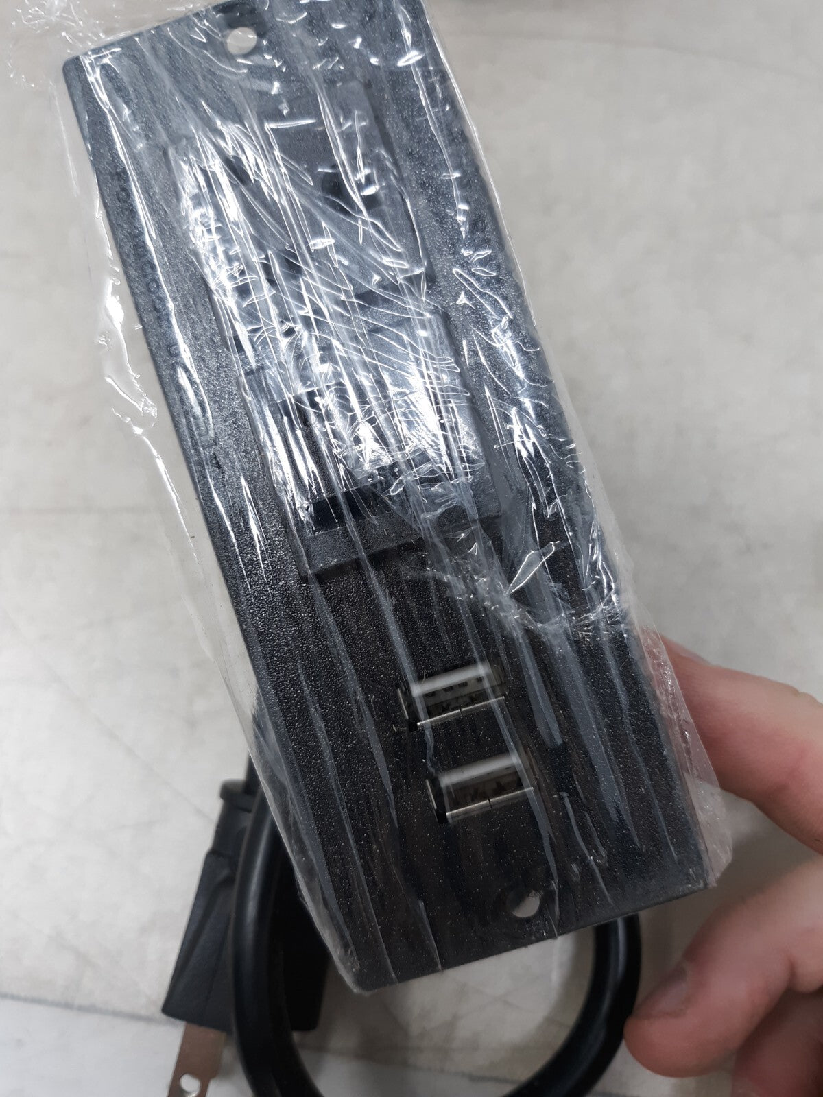 NANFAN Furniture Power Distribution Unit 2 USB Ports & 2 Outlets BLACK